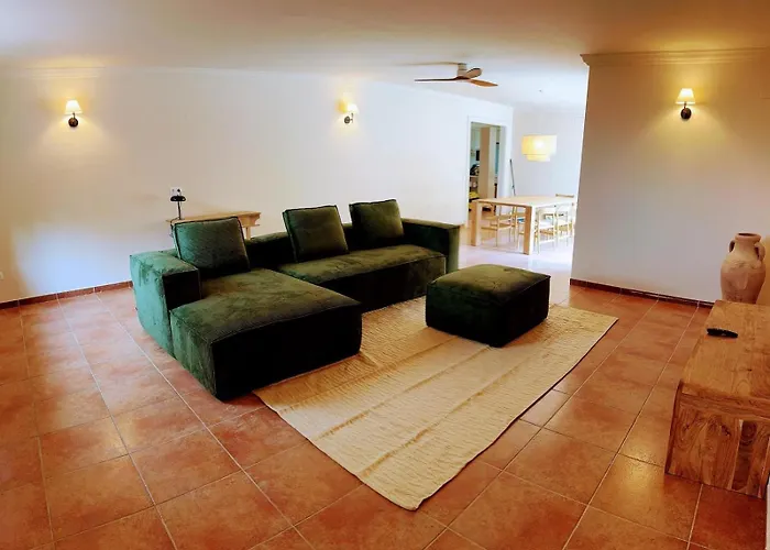 Benet Rent In 빌라