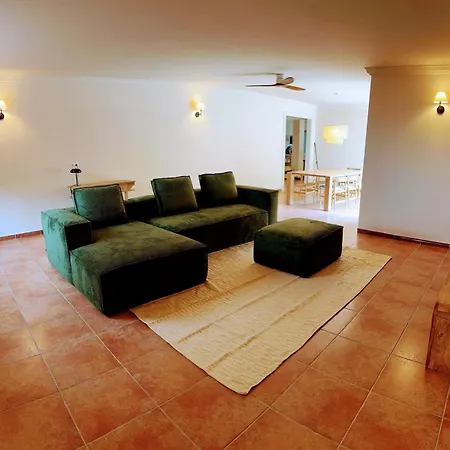 Benet Rent In Villa
