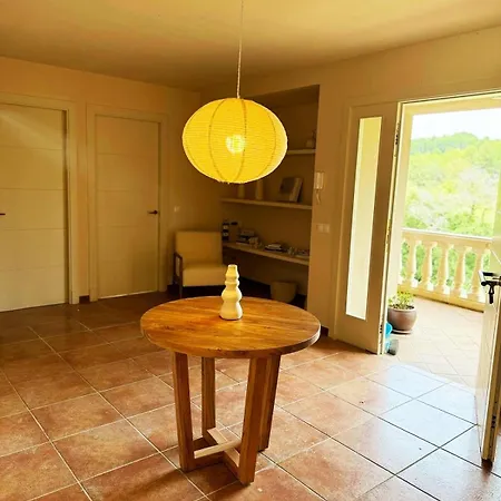 Benet Rent In Villa *