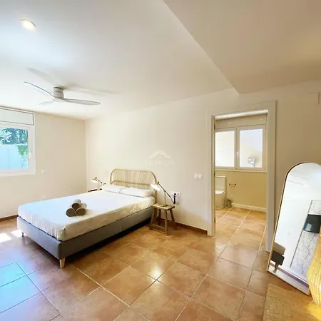 别墅 Benet Rent In 巴古尔