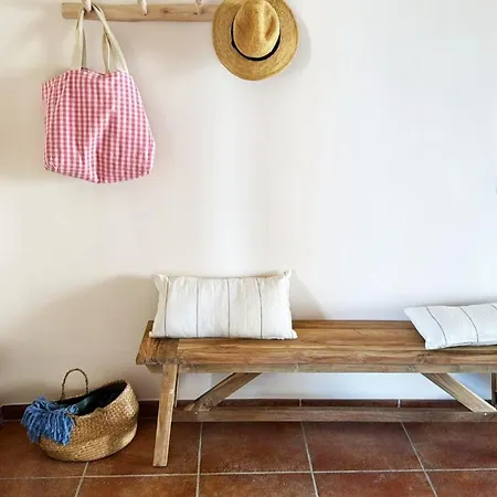 Benet Rent In Villa