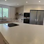 Benet Rent In *
