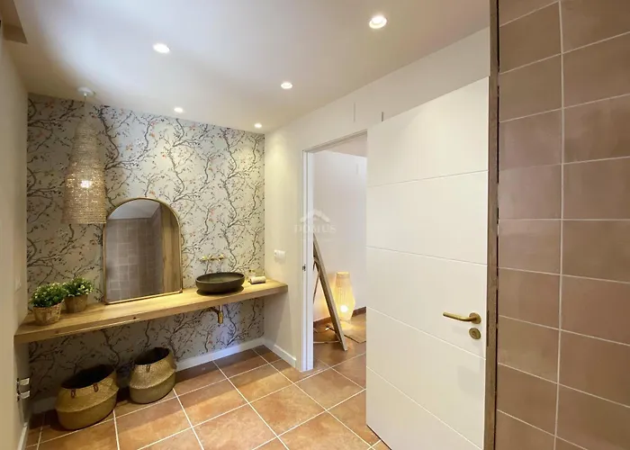 Benet Rent In * Begur